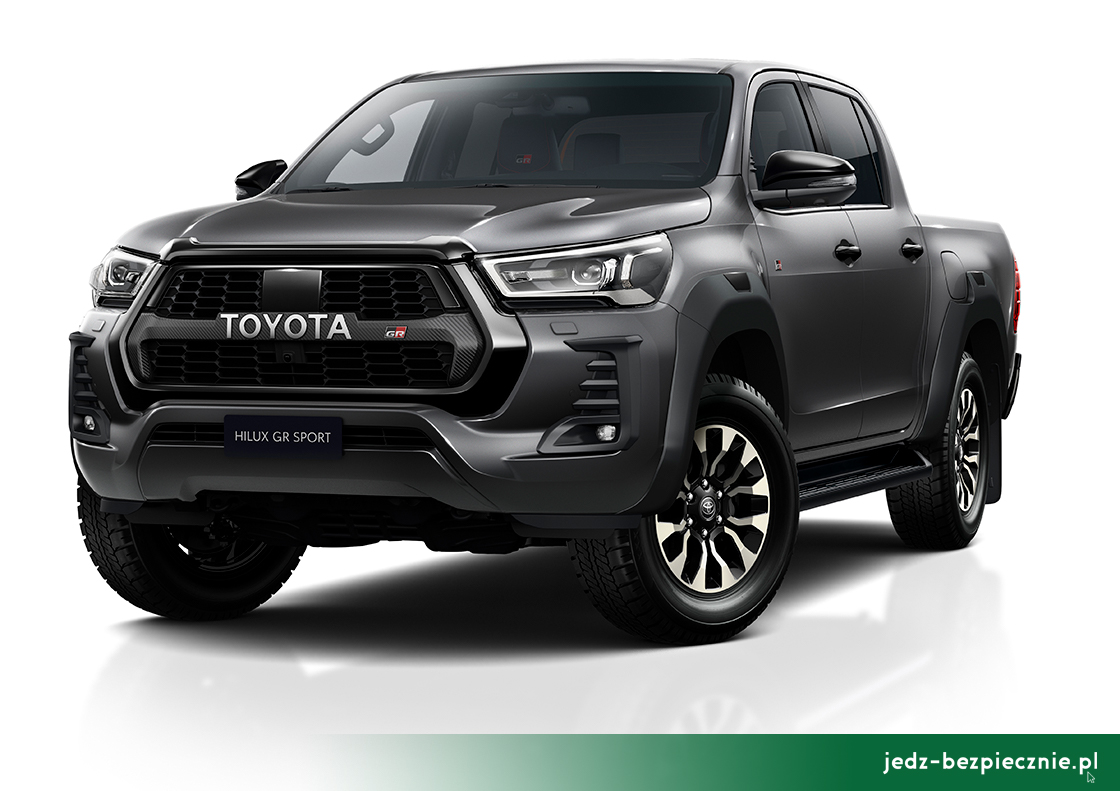 Premiera tygodnia - Toyota Hilux GR Sport - auto na 17-calowych felgach z oponami terenowymi
